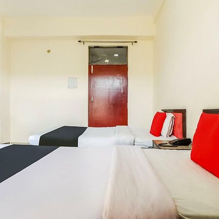 Capital O 60233 Brij Ki Rasoi Deluxe Hotel Lucknow Exterior photo